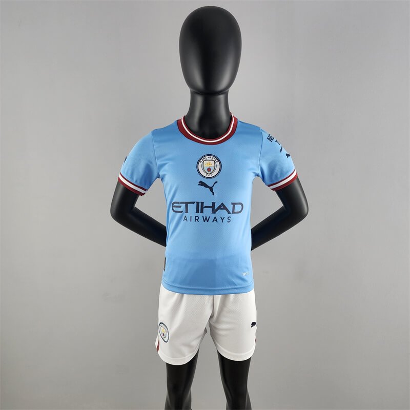 Manchester City 22-23 home kids kit