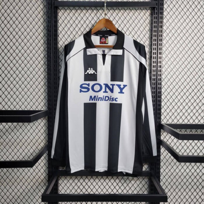 Juventus 97-98 Home retro jersey