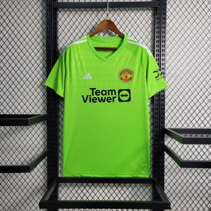 Manchester United 23-24 green goalkeeper jersey