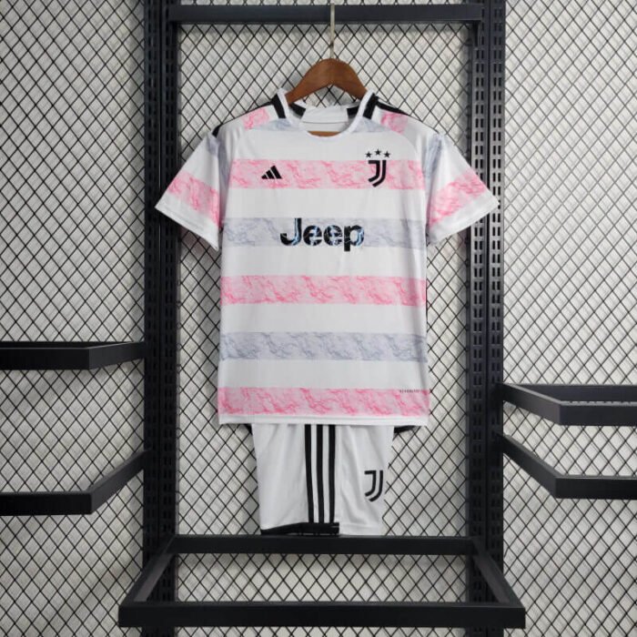 Juventus 23-24 away kids kit
