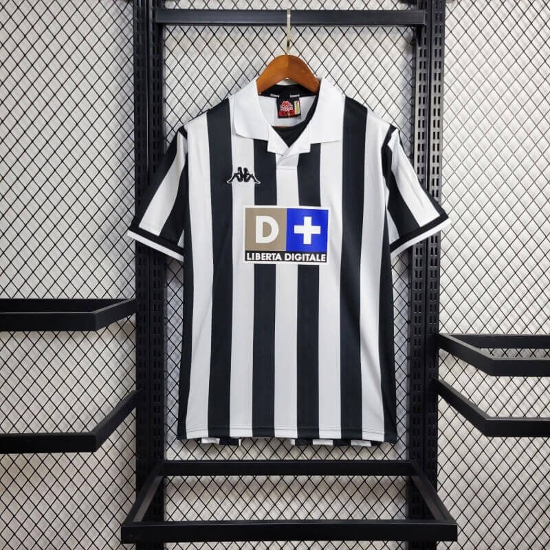 Juventus 1998-99 Home