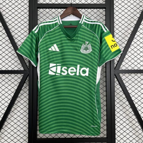 Newcastle United 25-26 away jersey